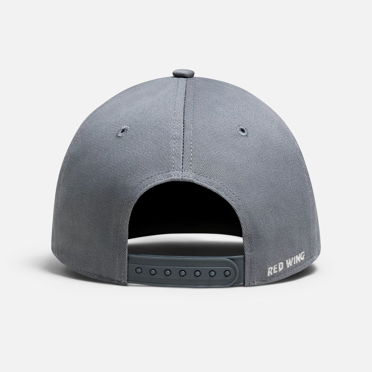 Cappello con logo ricamato